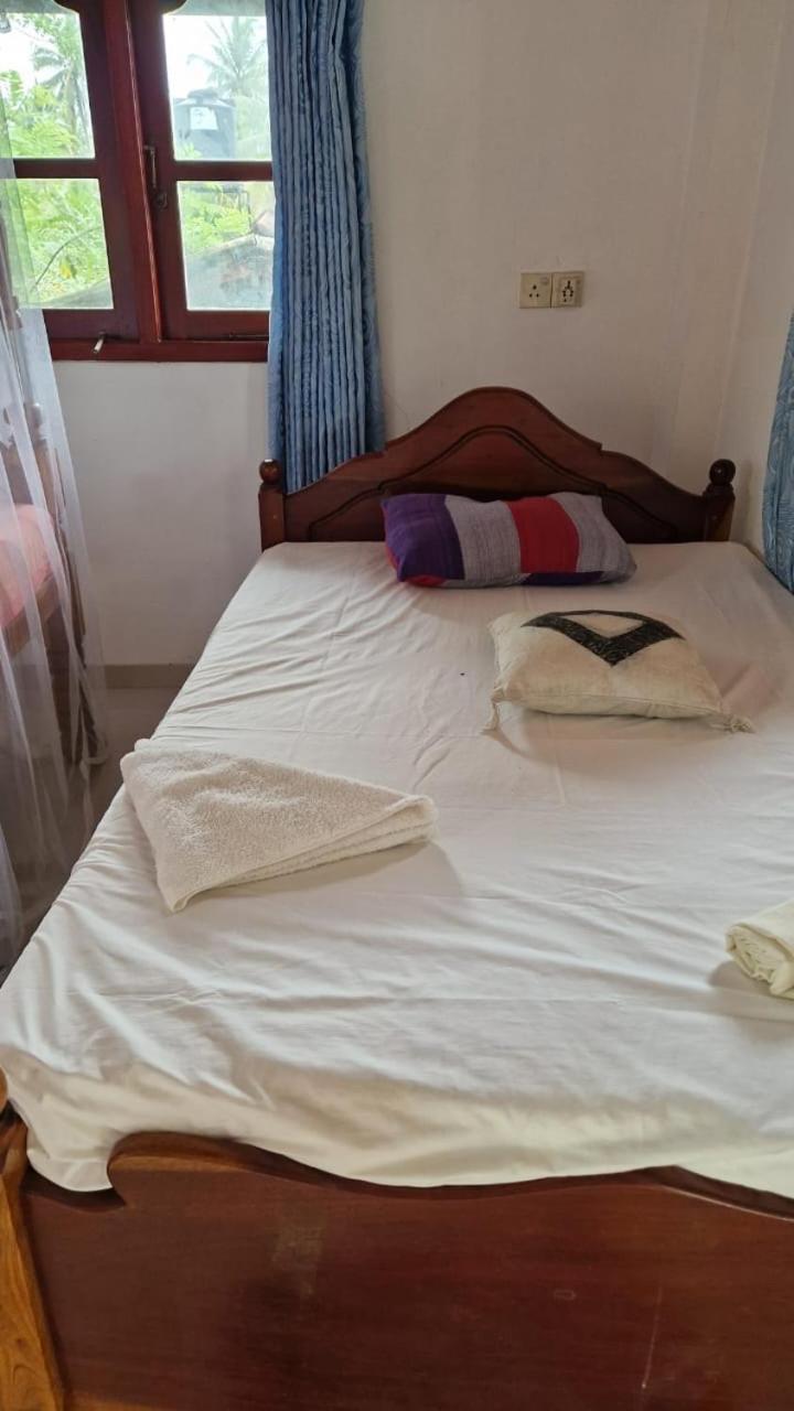 Damith Guest House Unawatuna Dış mekan fotoğraf